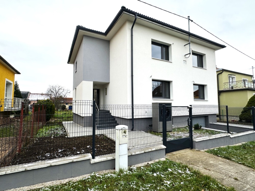 RD po rekonstrukci - Otokovice